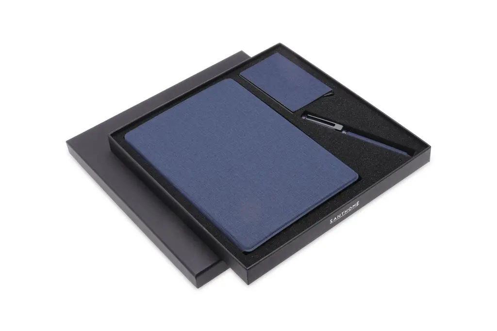 CHANGE ZERO Sustainable Gift Set with Refillable Notebook, Pen & Cardholder - Navy (6).webp