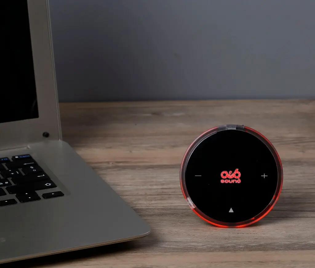 MATERA - Bluetooth Speaker with ambient light and phone pairing.webp